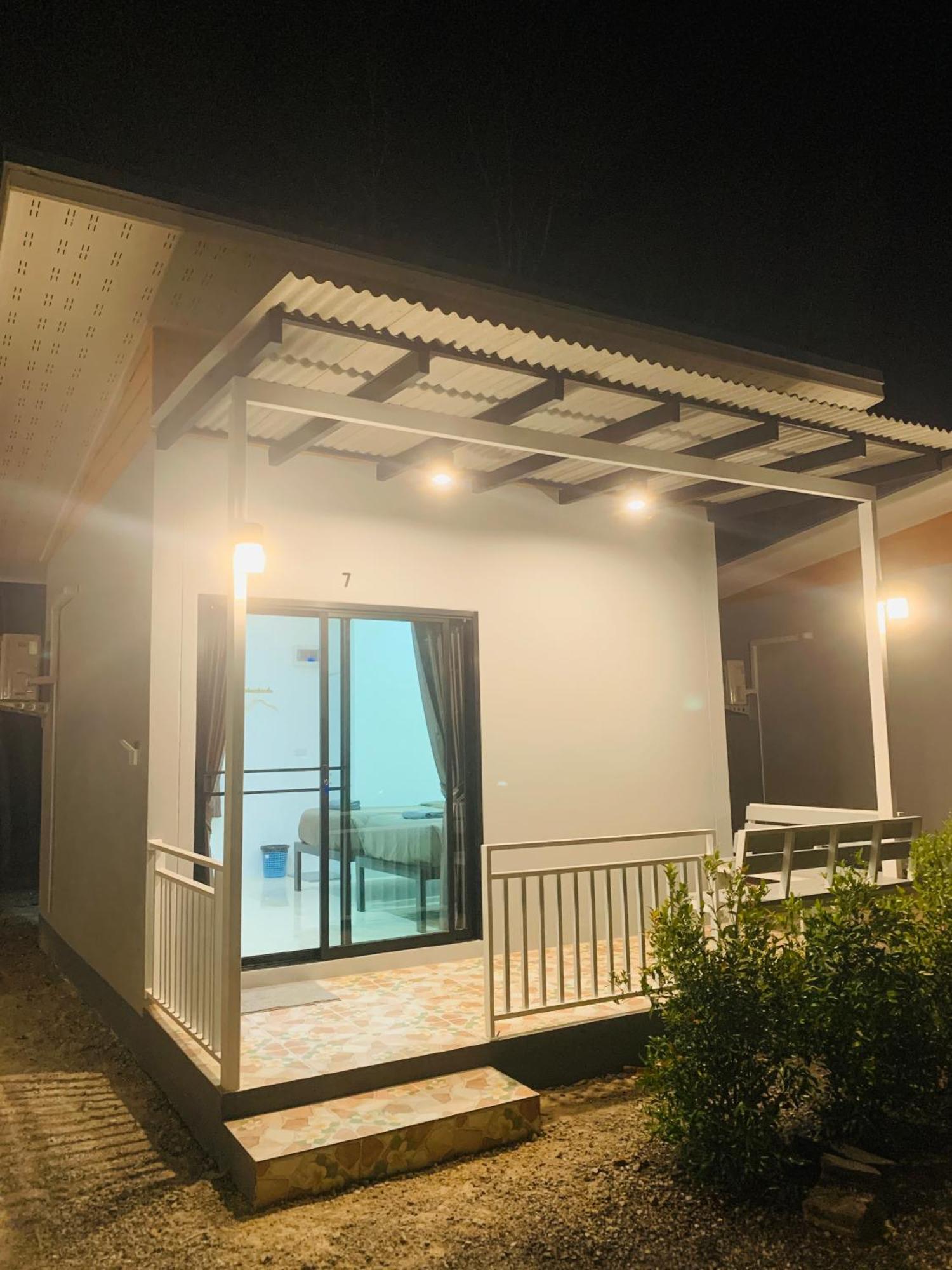 Suanvadee Resort สวนวดี รีสอร์ท Don Sak Eksteriør billede